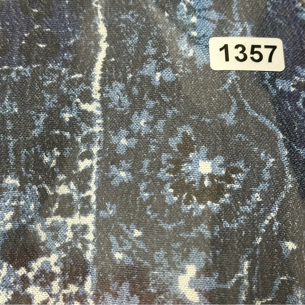 En Crème Women’s M Blue White Batik Rayon Lightweight Draw String Lounge Pants Size M - Image 9