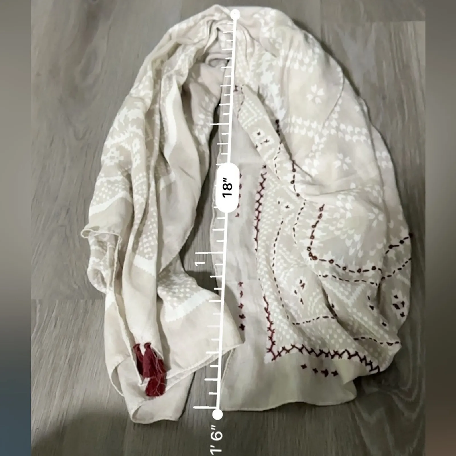 Maurices Gray, White & Burgundy Floral Paisley Tassel Lightweight Scarf NEW‎ - Image 4