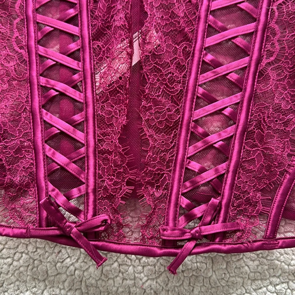 VS Raspberry Corset - Image 4