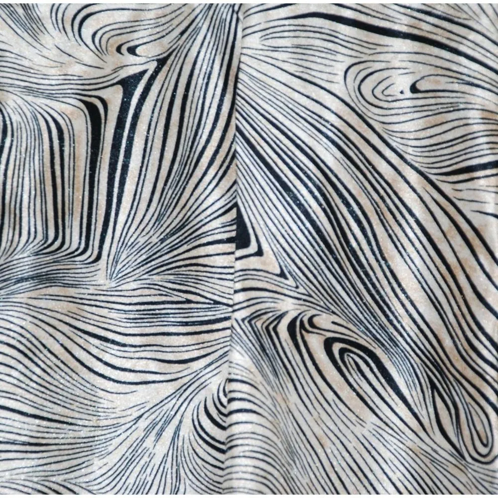 Mlle Gabrielle Women's Animal Print Crop Pants Size 24 Hip Zipper Elastic Waist - Image 3