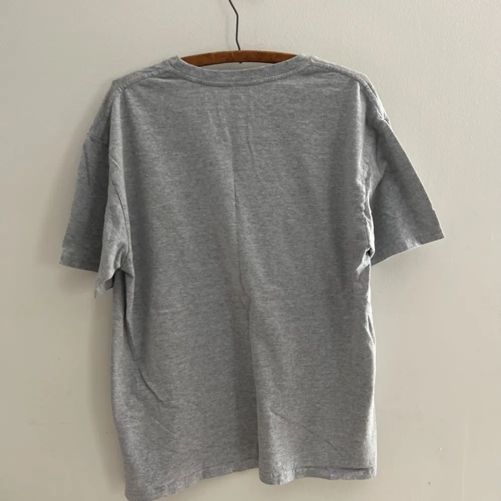 Nashville Graphic Tshirt Size Large Retro Guitar Coastal Cowgirl - Image 6