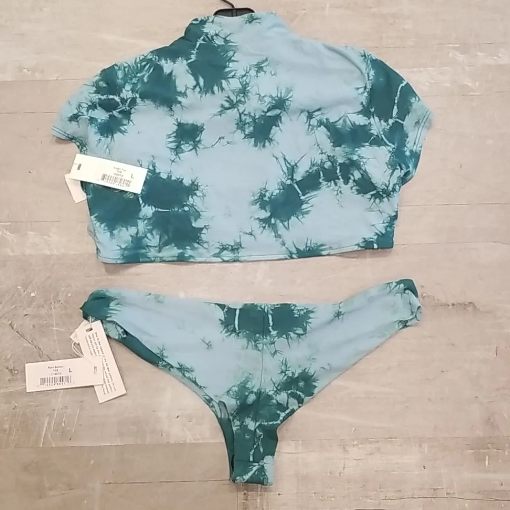 💕FRANKIE'S BIKINIS Logan Top & Ryan Bottom Bikini - Image 15