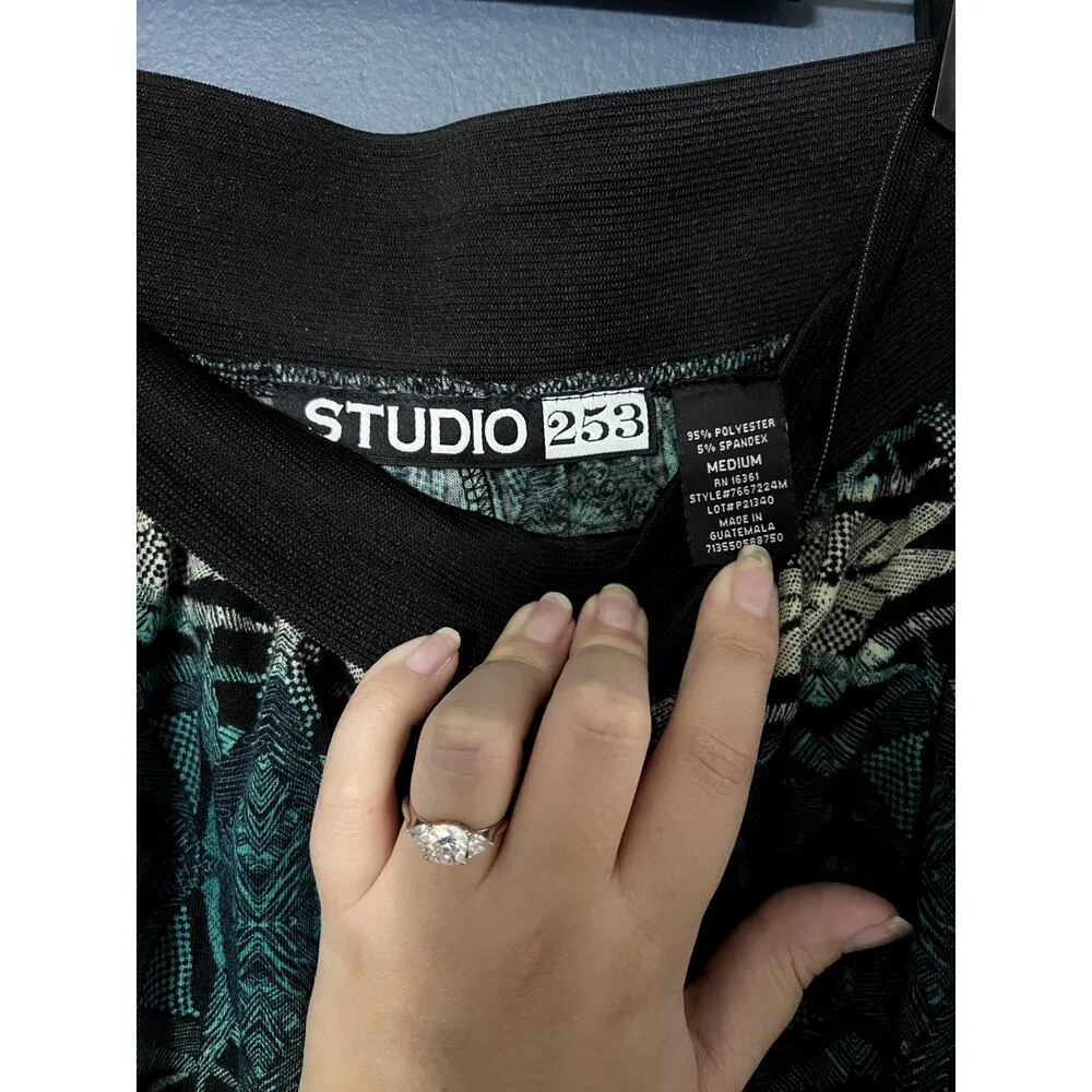 Studio 253 Medium Tribal Print Long Maxi Skirt Blue Ombre Cream Geometric - Image 2