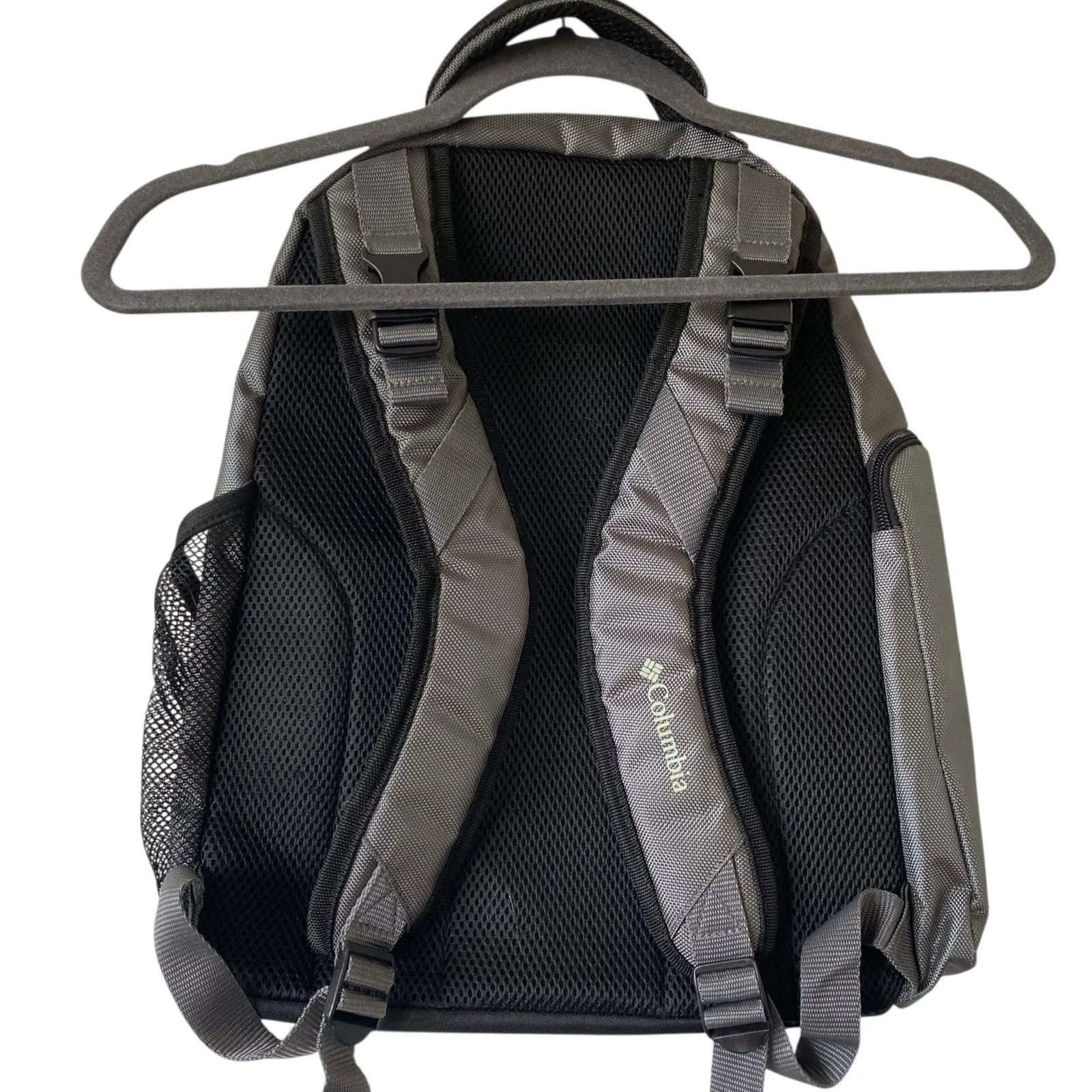 Columbia  Summit Rush Diaperbag Backpack Grey Changing Mat Included - Image 4