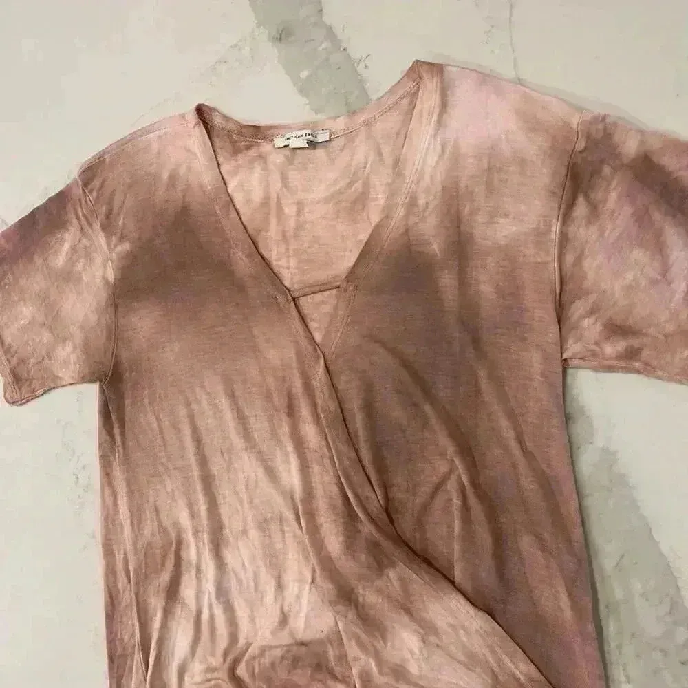 American Eagle Faux Wrap HighLow VNeck Shirt Womens XS Pink TieDye Stretchy Boho - Image 3