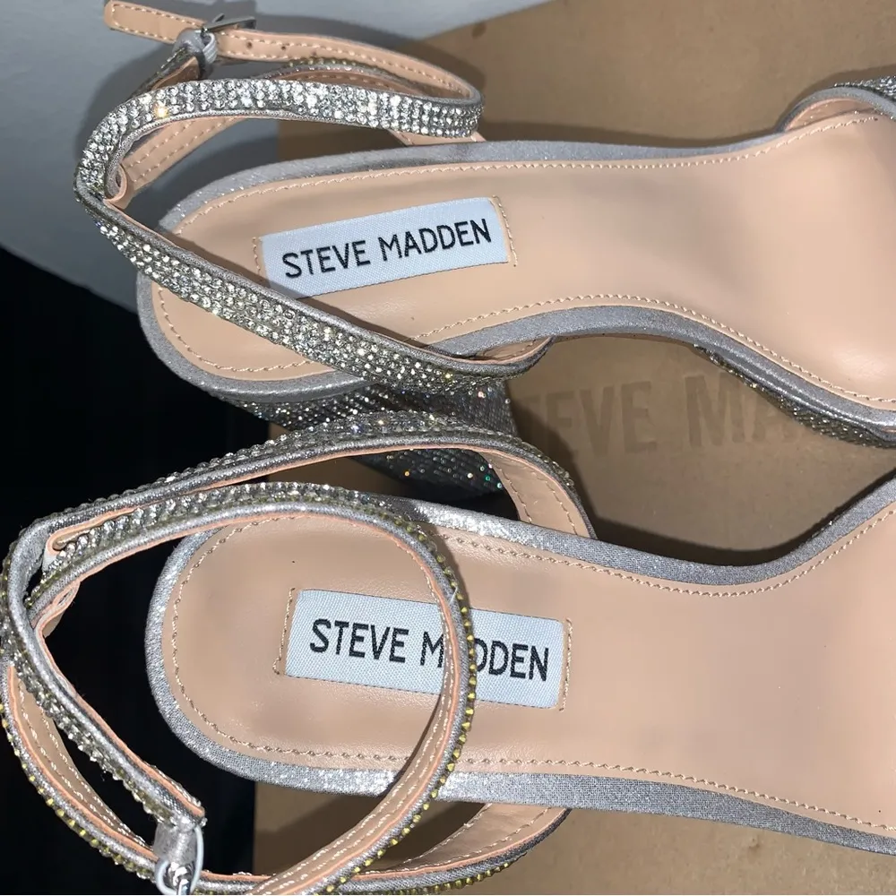 Lessa Rhinestone Steve Madden Heels Women’s Size 9.5 - Image 6