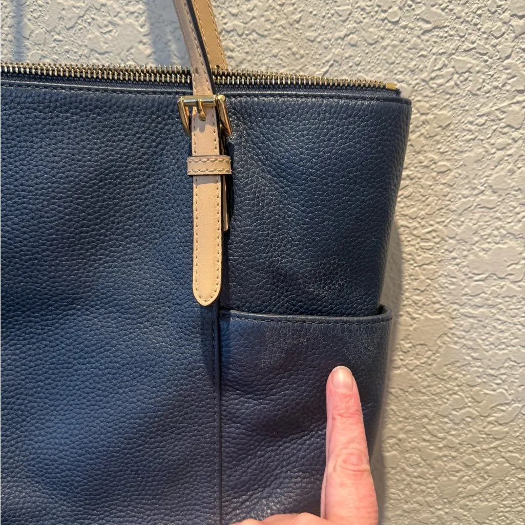 Michael Kors Dark Blue and Tan Tote - Image 9