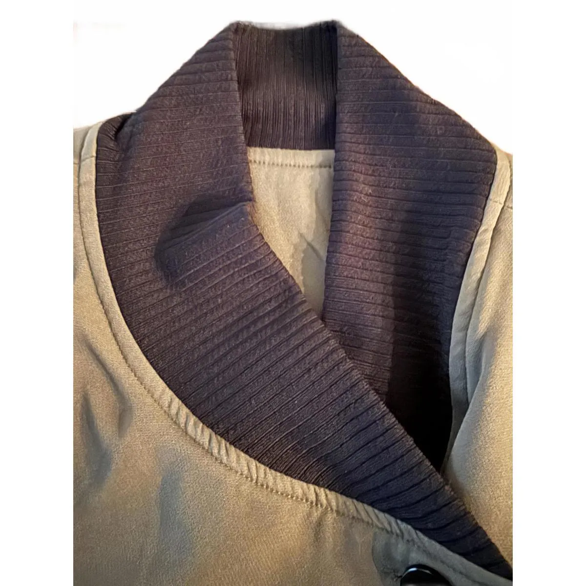 New Made With Love Women's Asymmetrical Jacket Size Medium Olive Green Buttons - Image 4