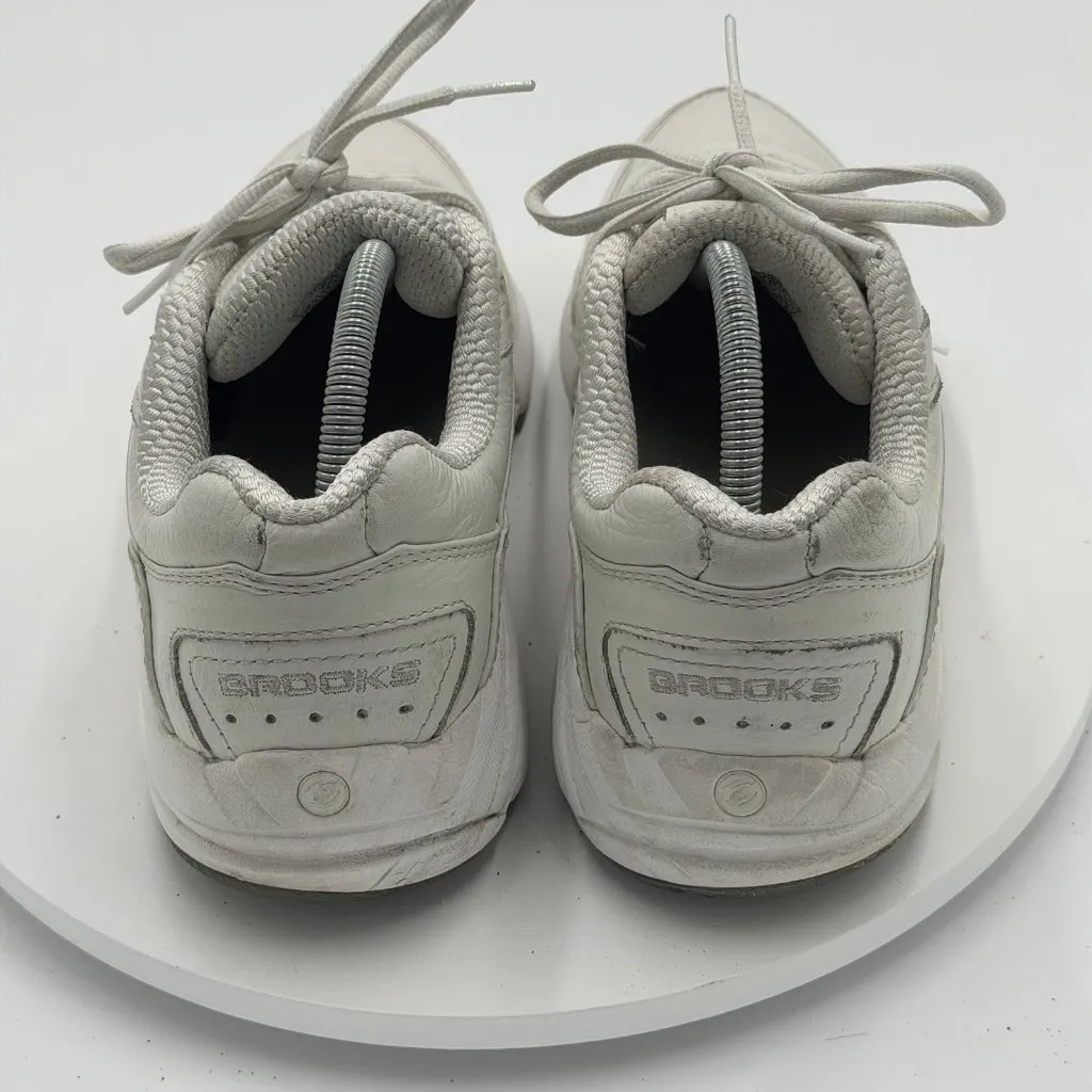 Brooks Addiction Walker Women Size 10.5 Wide White Leather Walking Sneakers - Image 5