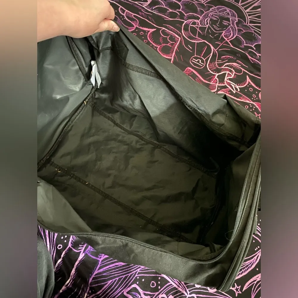 EUC Disney Parks Walt Disney World Mickey 1971 Vintage Red and Black Duffel Bag - Image 7