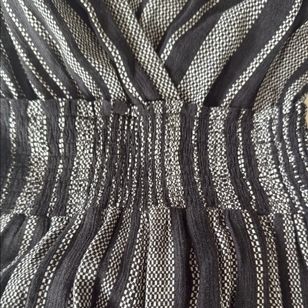 ILLA ILLA Elegant Black and White Striped jumpsuit - Image 5