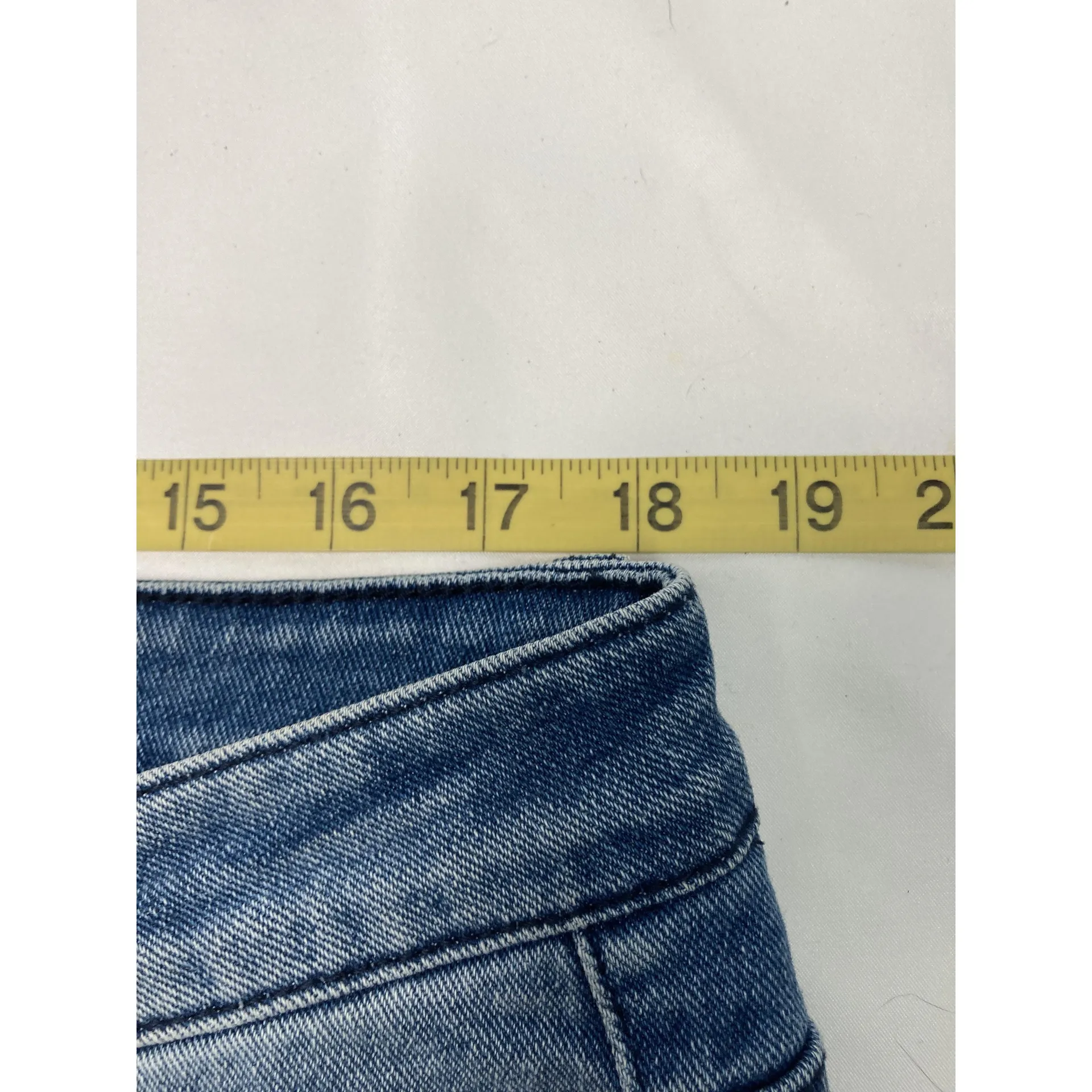 Midnight Velvet Cropped Jeans with‎ Embroidered Hem 16W Blue - Image 5