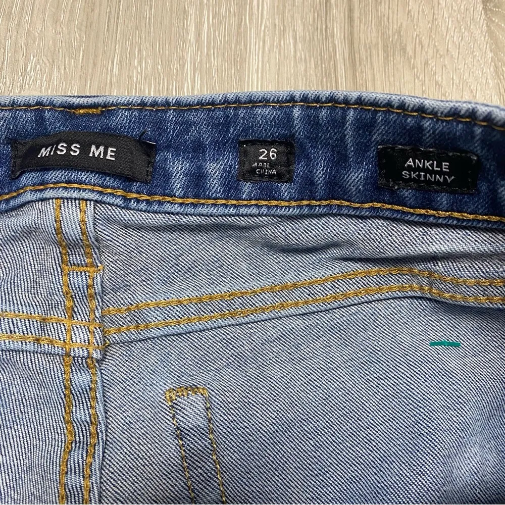 Bedazzled McBling distressed Jeans - Image 2