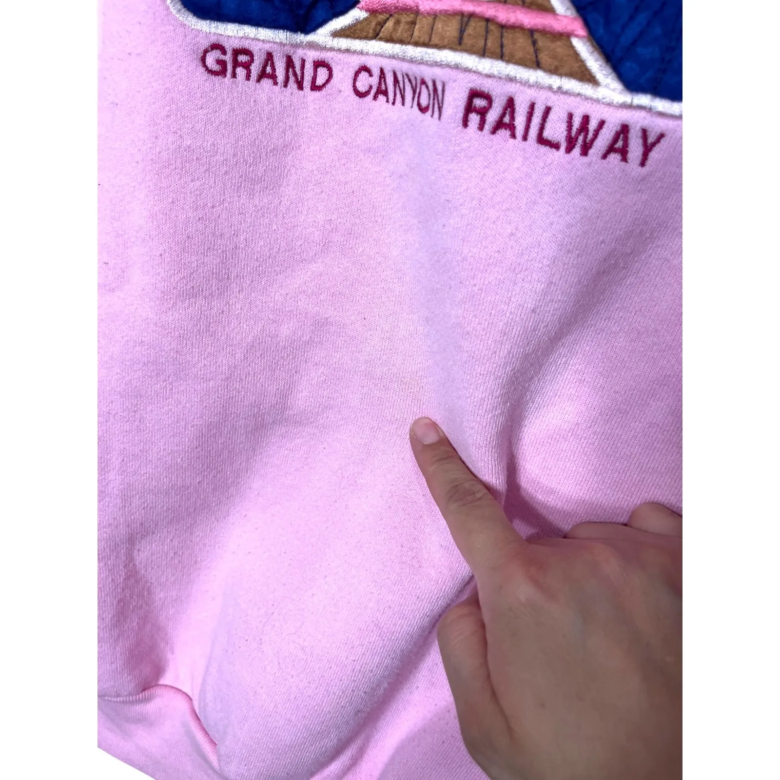 Vintage Grand Canyon Railway Graphic Sweatshirt Pink‎ Embroidered Souvenir L - Image 4