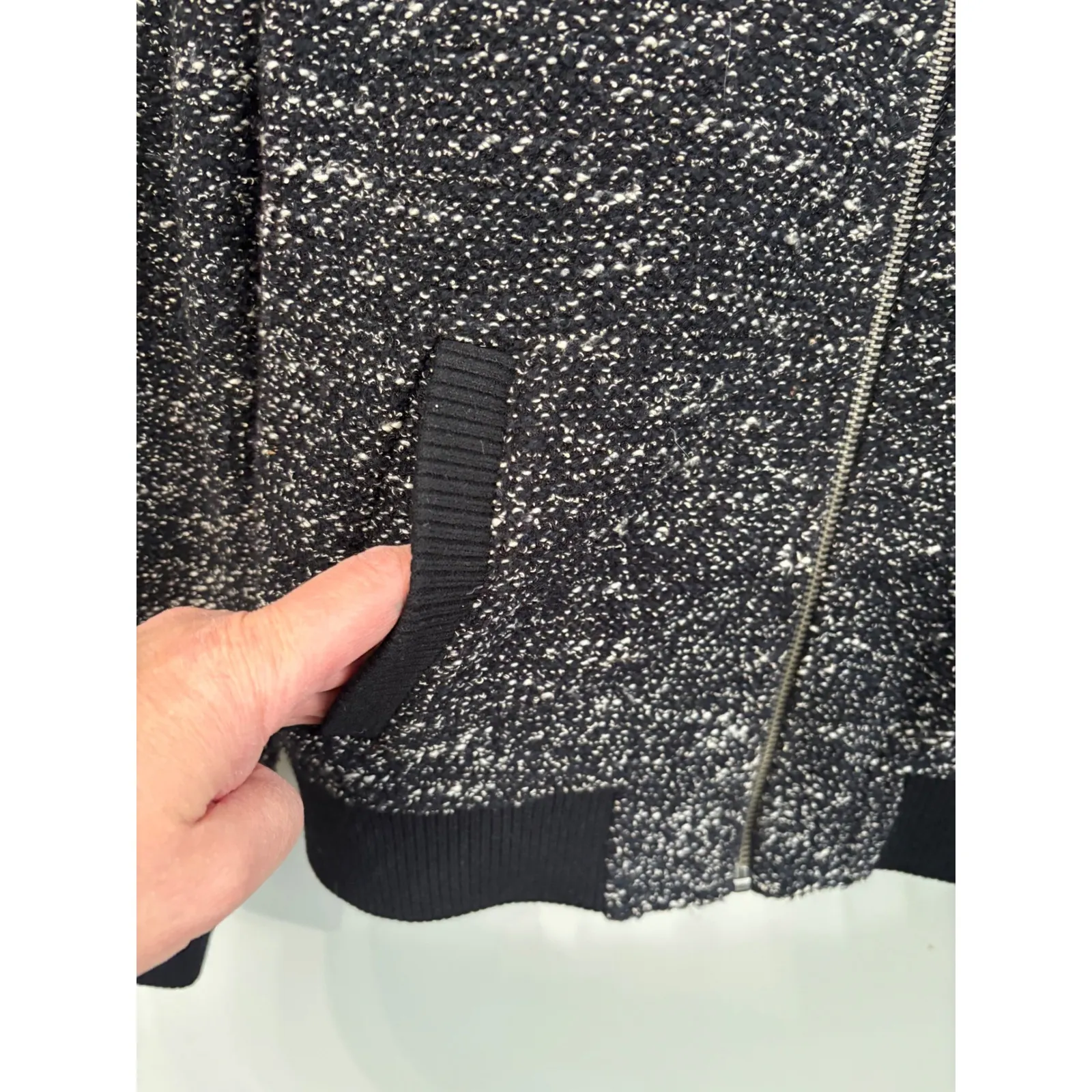 J Crew Tweed Boucle Bomber Jacket Sz 2 Womens Black White Textured  Zip - Image 3