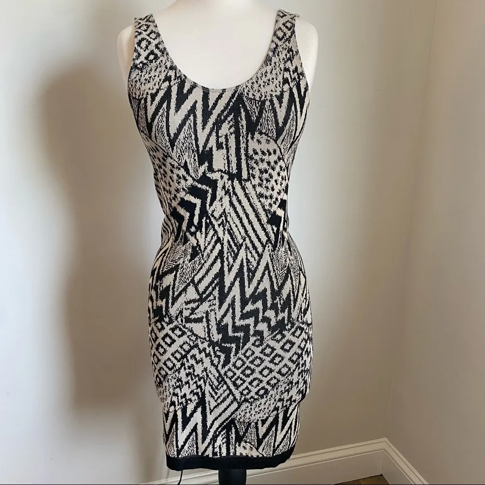 Guess Tan & Black Tribal Tank Body Con Dress Size M/L - Image 3
