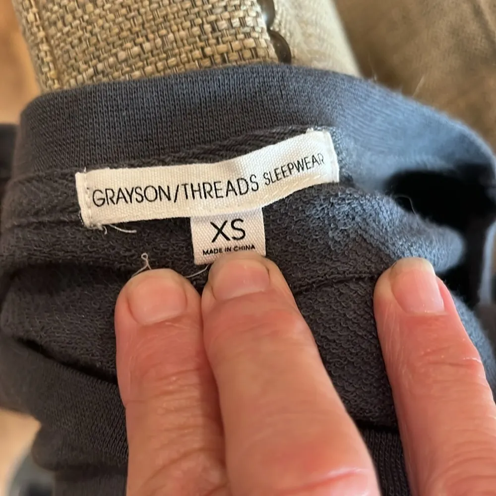 Cute Comfy Gray Long Sleeve T Shirt PJ New - Image 9