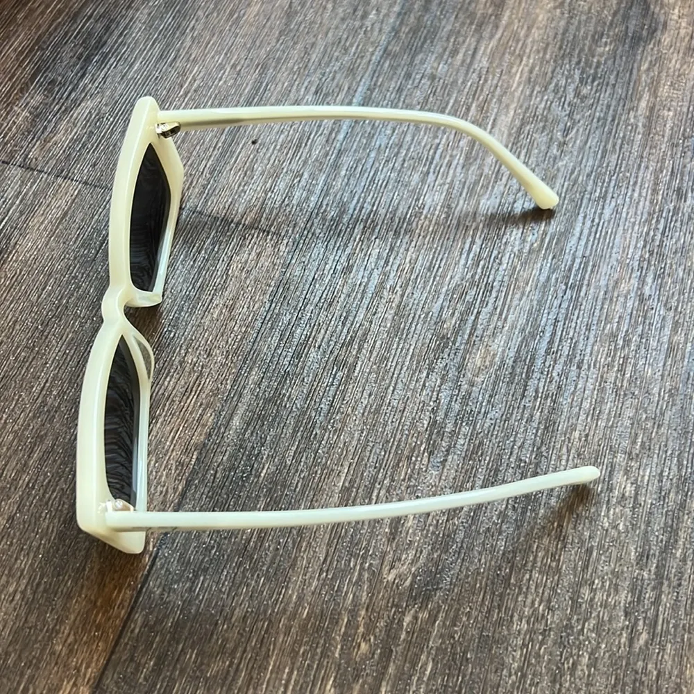 My My My Dylan Sunglasses - Image 4