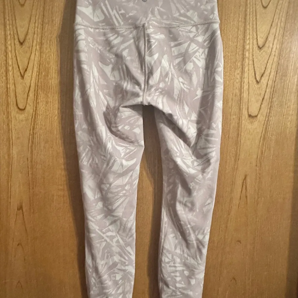 Lululemon Patterned Leggings - Image 6