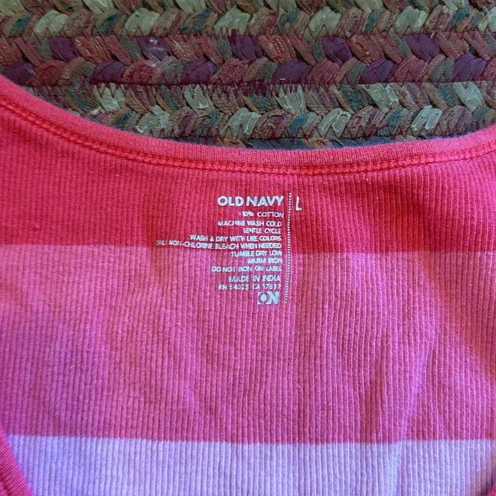 OLD NAVY PINK OMBRE STRIPE RIBBED TANK TOP - Image 2
