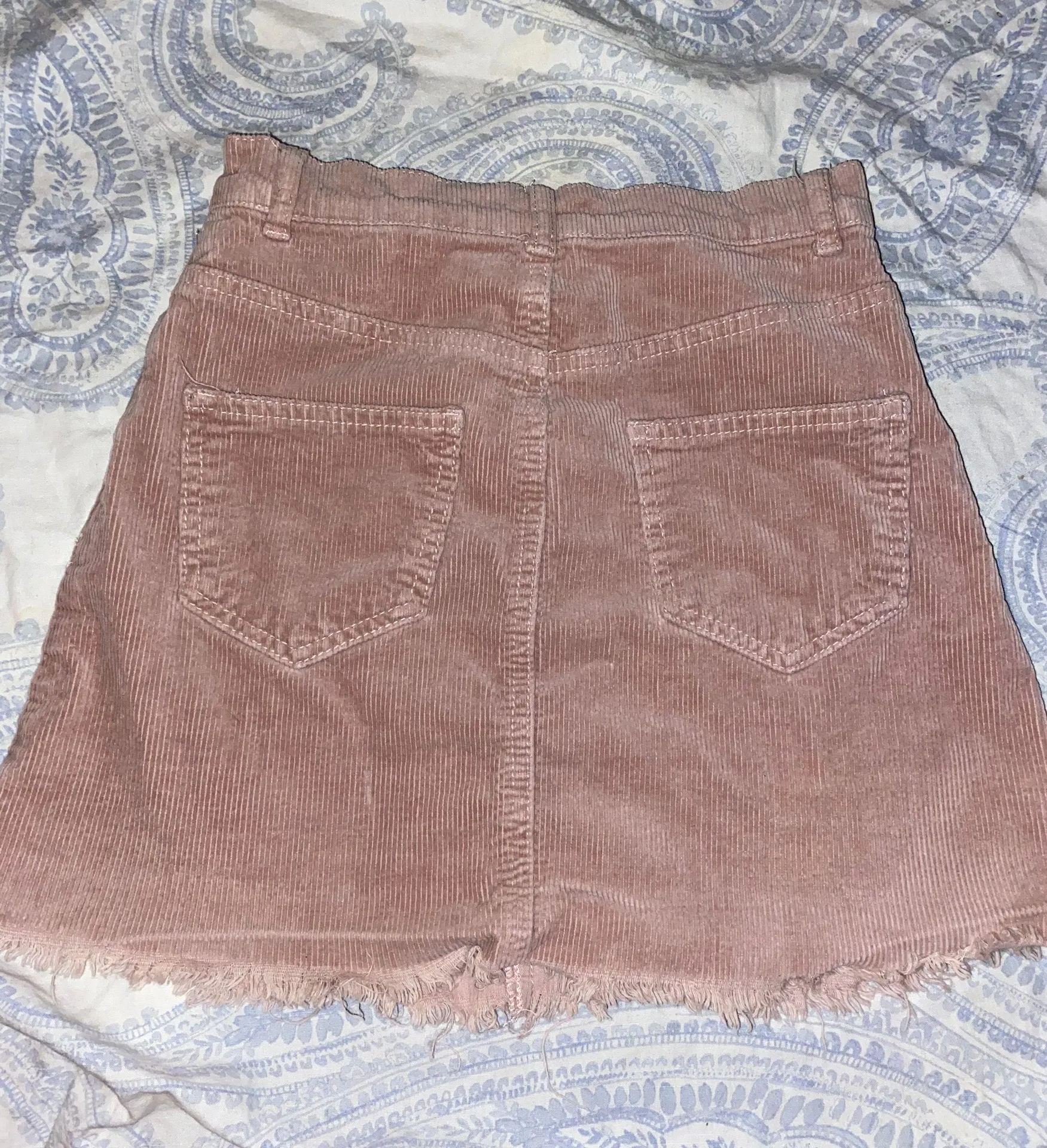 Brandy Melville Pink Suède Mini Skirt - Image 3