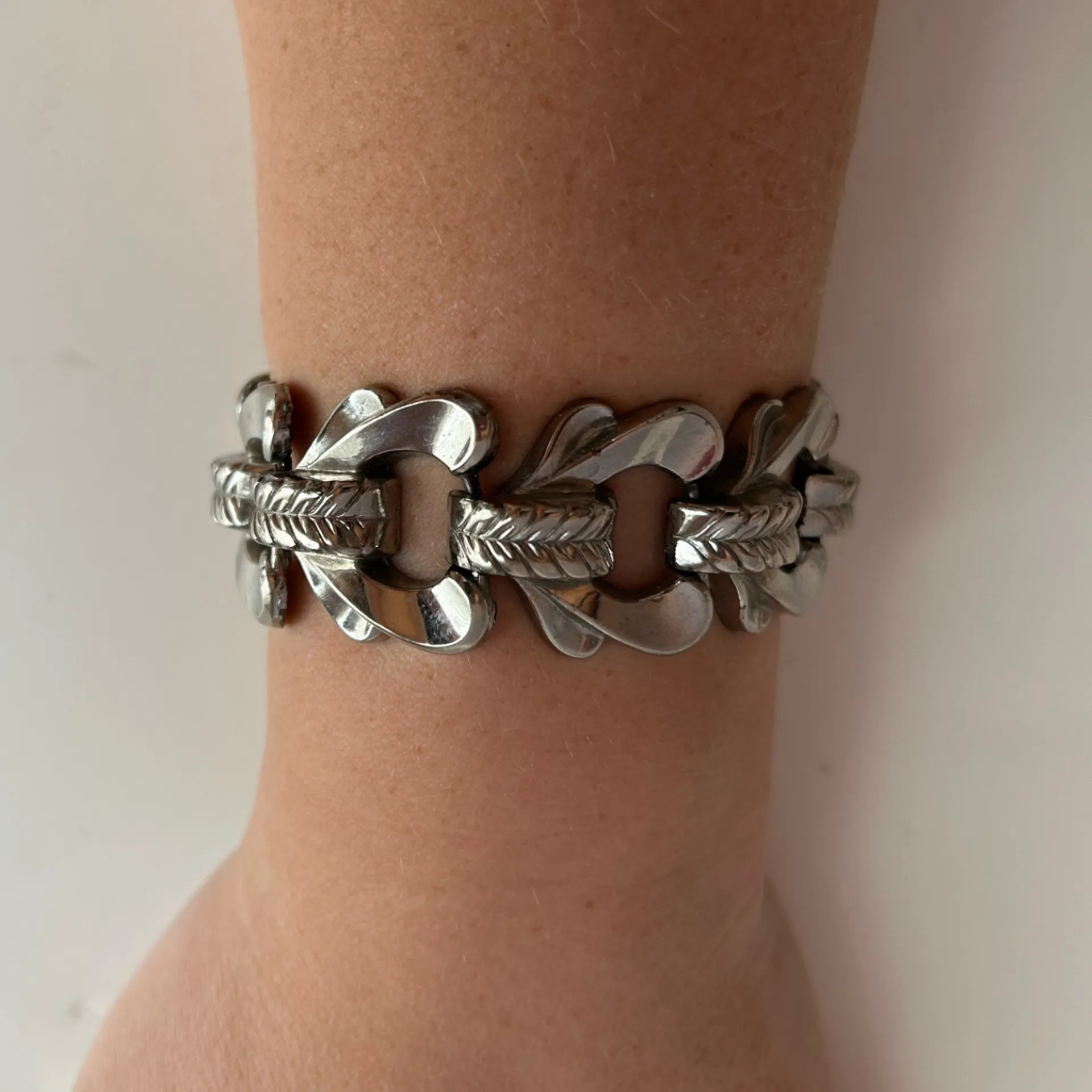 Vintage Silver tone Chain Link Bracelet - Image 2