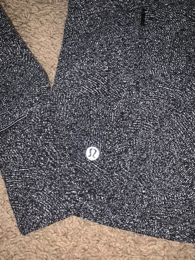 Lululemon Long Sleeve Top - Image 4