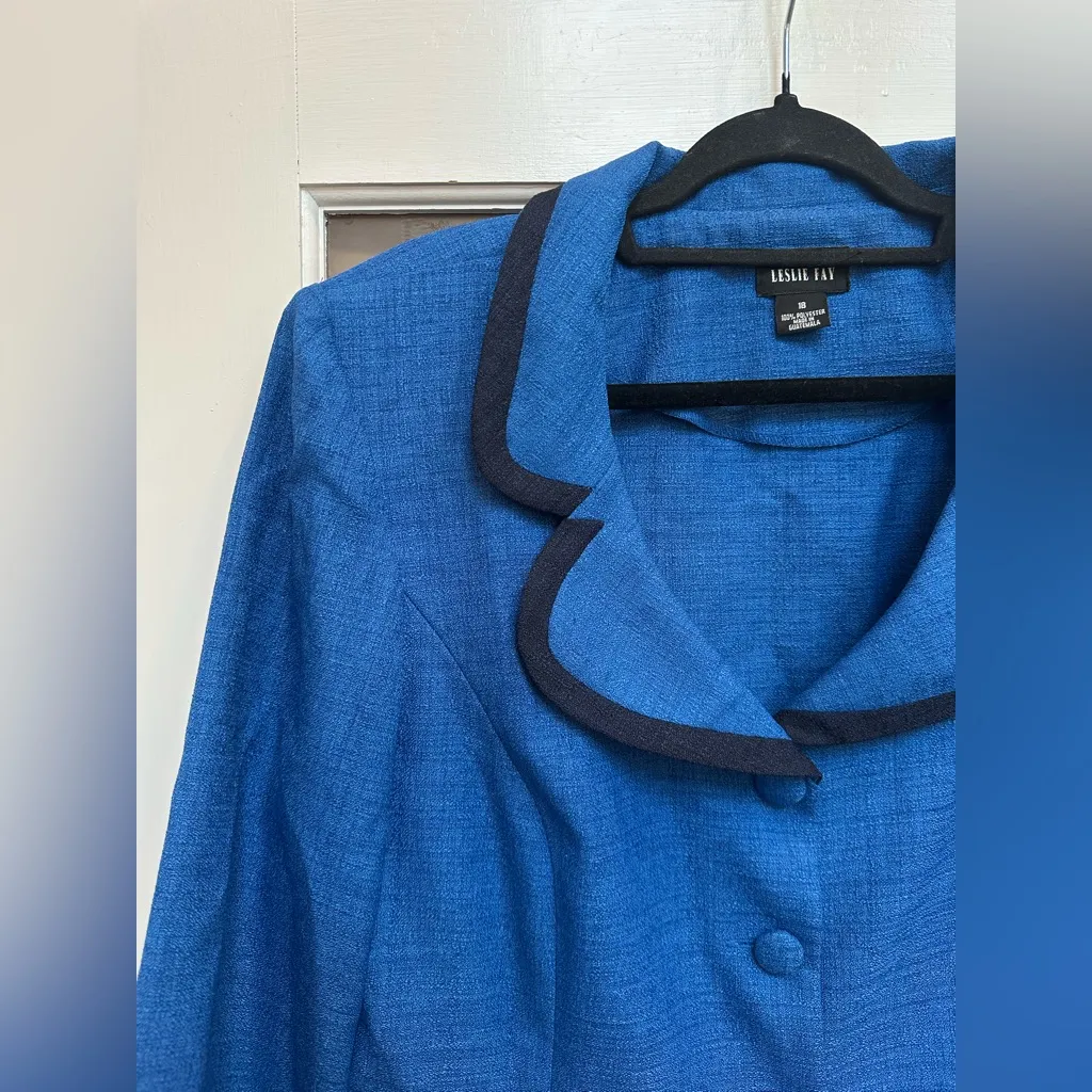 Vintage Leslie Fay 90’s Crop Retro Blue Blazer Black Trim Classic Chic Size 18 - Image 2