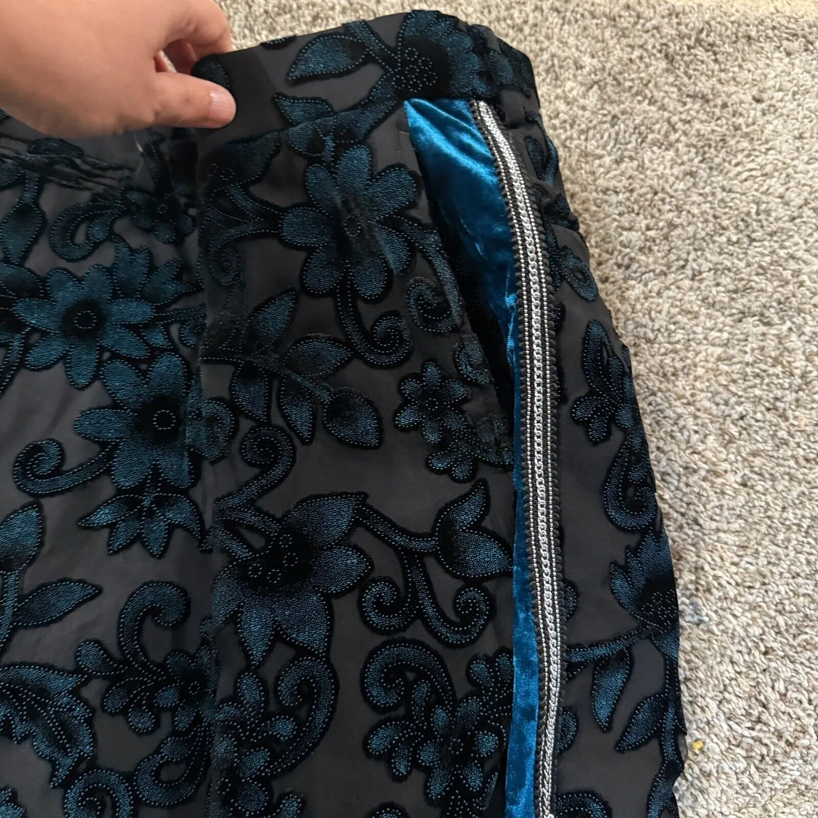 ASOS Black Floral Velvet Tapered Pants, Size W31 L30 - Elegant‎ Evening Wear - Image 10