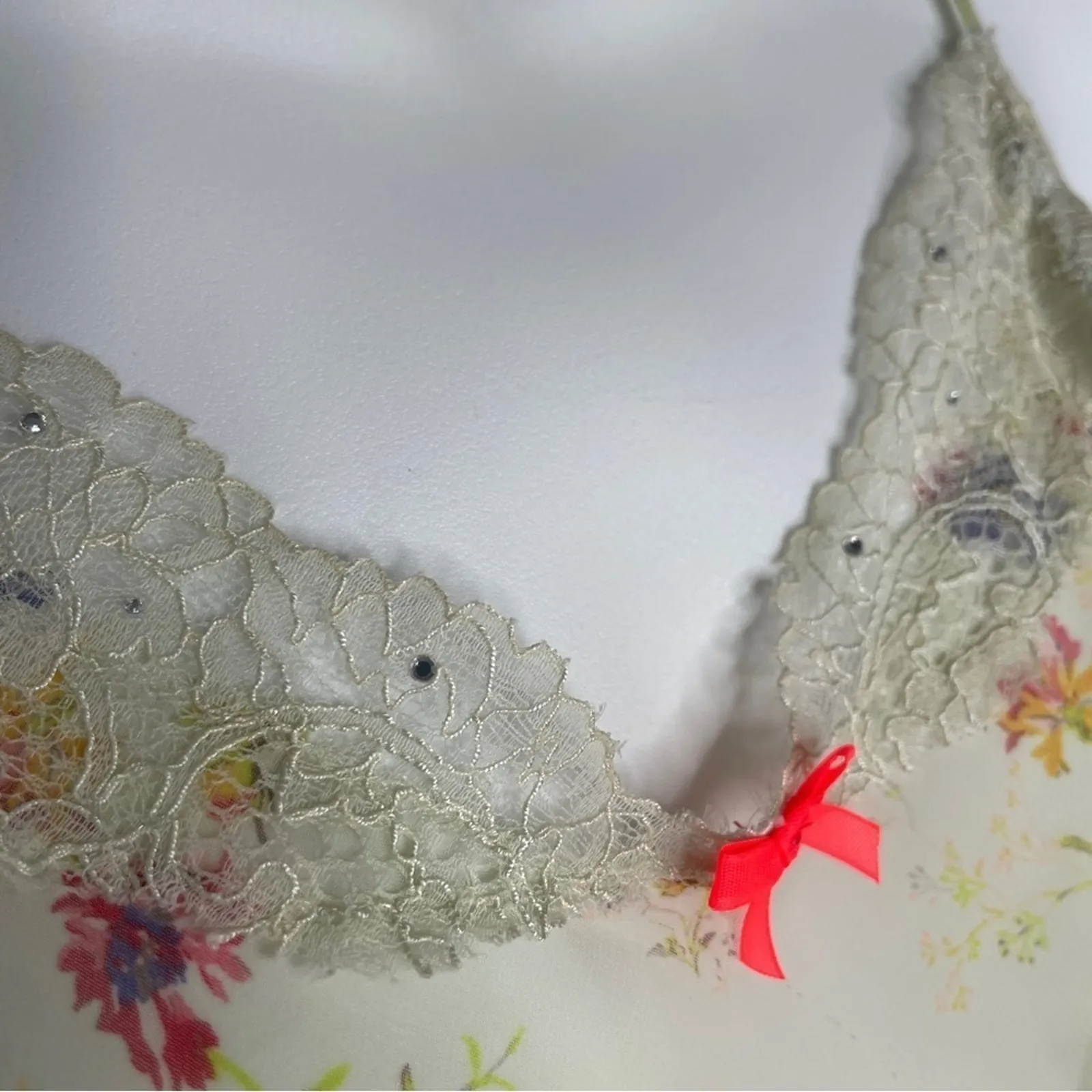 VICTORIAS SECRET Sheer Lace Nightie Womens Size Large Romantic Floral Ethereal - Image 4