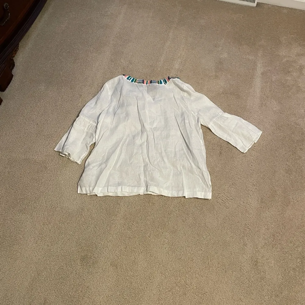 Talbots White Blouse with Colorful Embroidery - Image 5