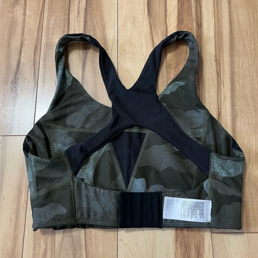 THE NORTH FACE Stow-N-Go Sports Bra Flash Dry Women’s Small Racerback Green Camo - Image 2