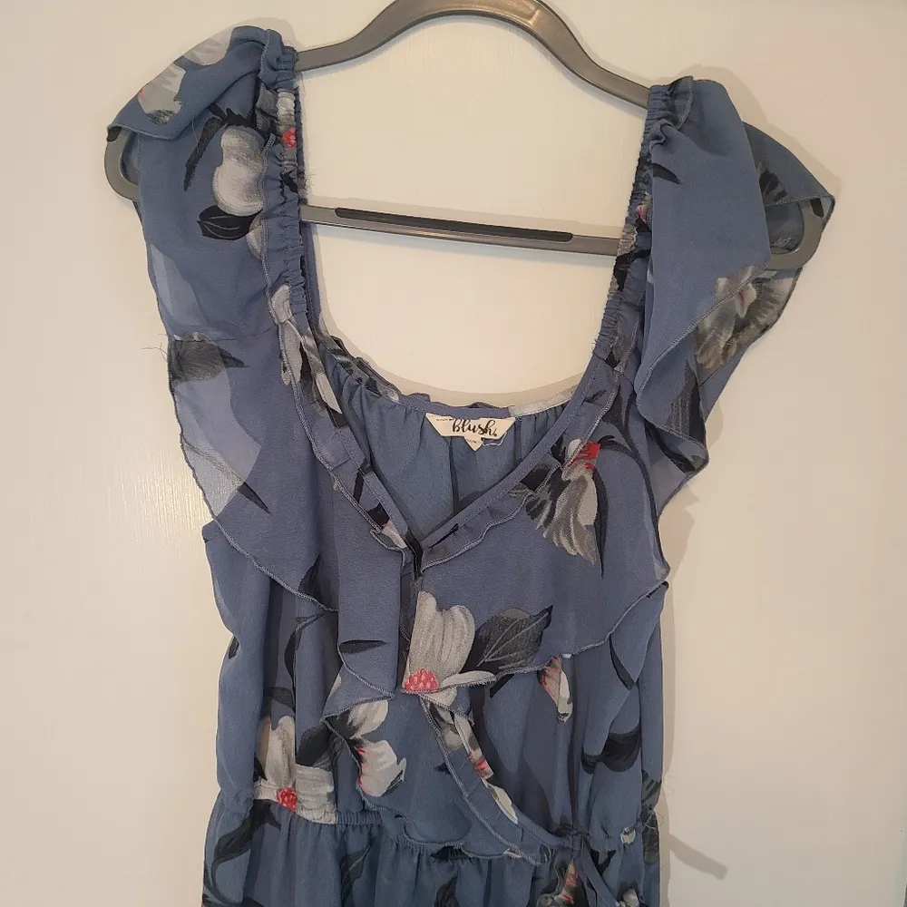 Hint of Blush Long Maxi Flutter Dress Size Large Magnolia Floral Blue High Low - Image 8