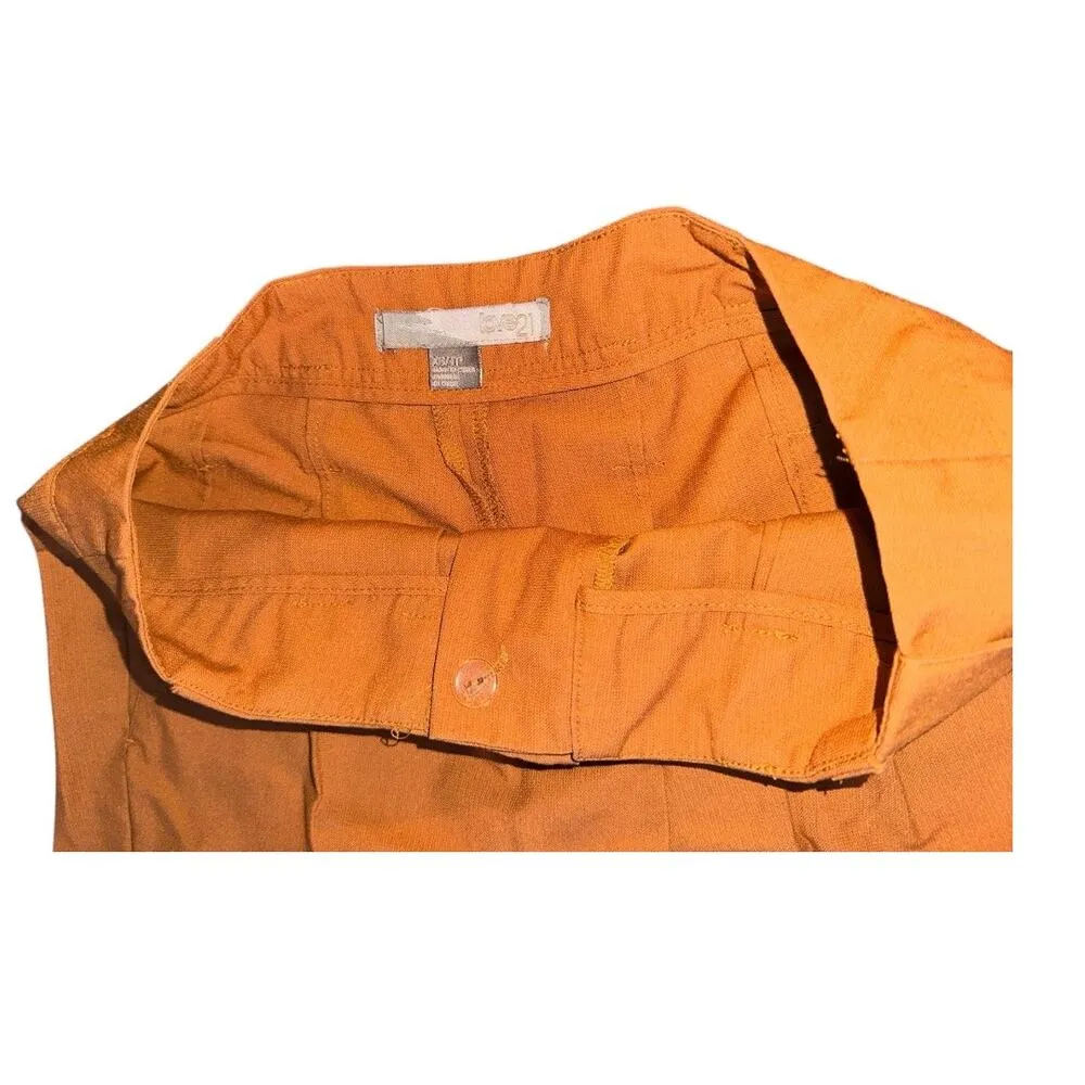 Extra small high waisted orange pleated shorts 26" - Image 3