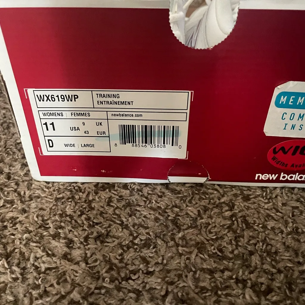 New balance size 11 w shoes - Image 2