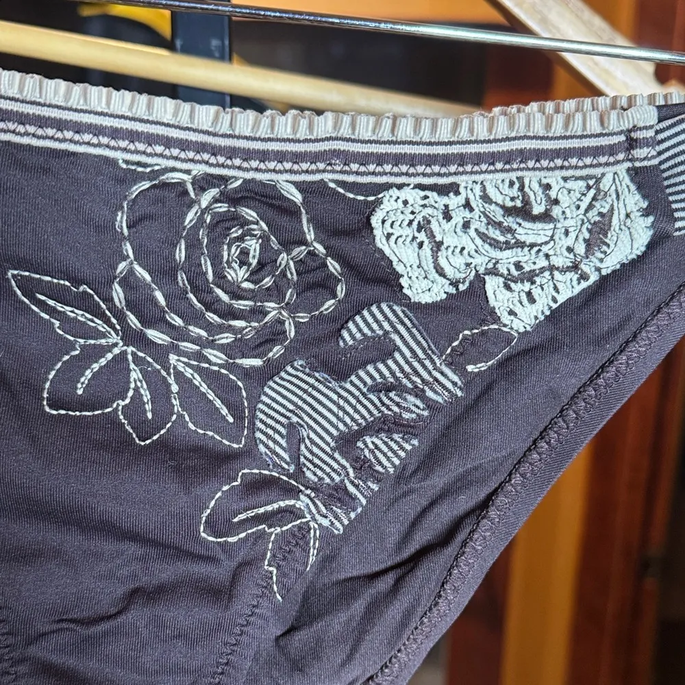 BECCA Floral Embroidered Lace Chocolate Brown Swimsuit Set Size Small - Image 15