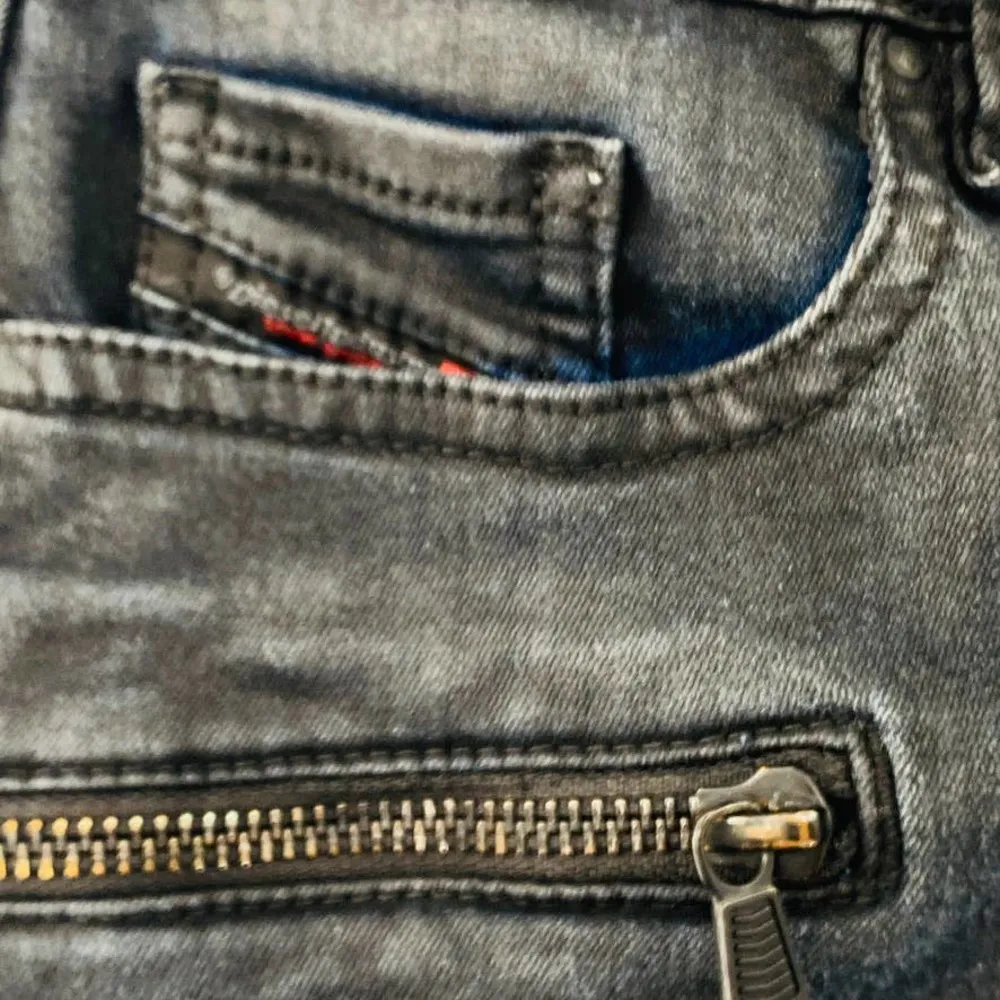 Diesel Black Denim Coated Cut Off Shorts High Rise Daisy Dukes Zipper Pockets 28 - Image 2