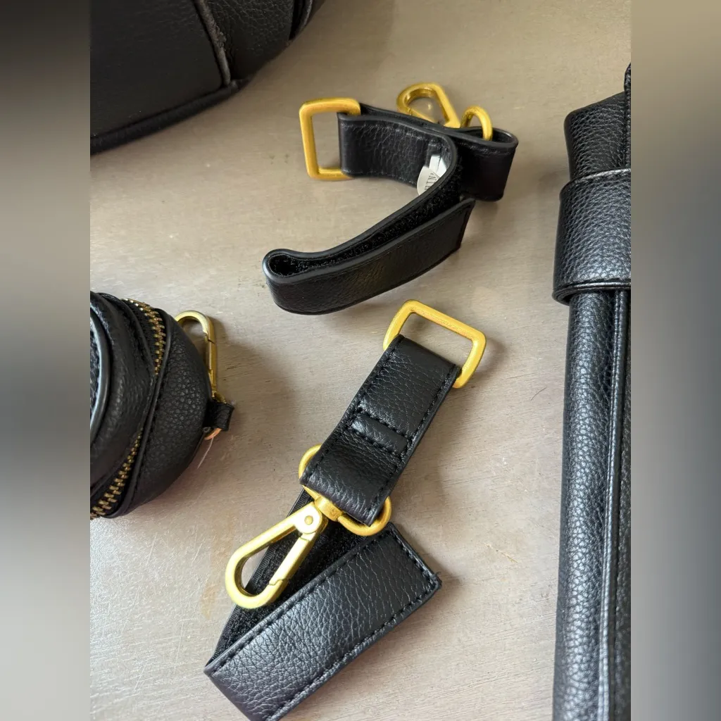 Fawn Design Backpack Diaper Bag + changing pad, stroller straps, pacifier holder Black - Image 6