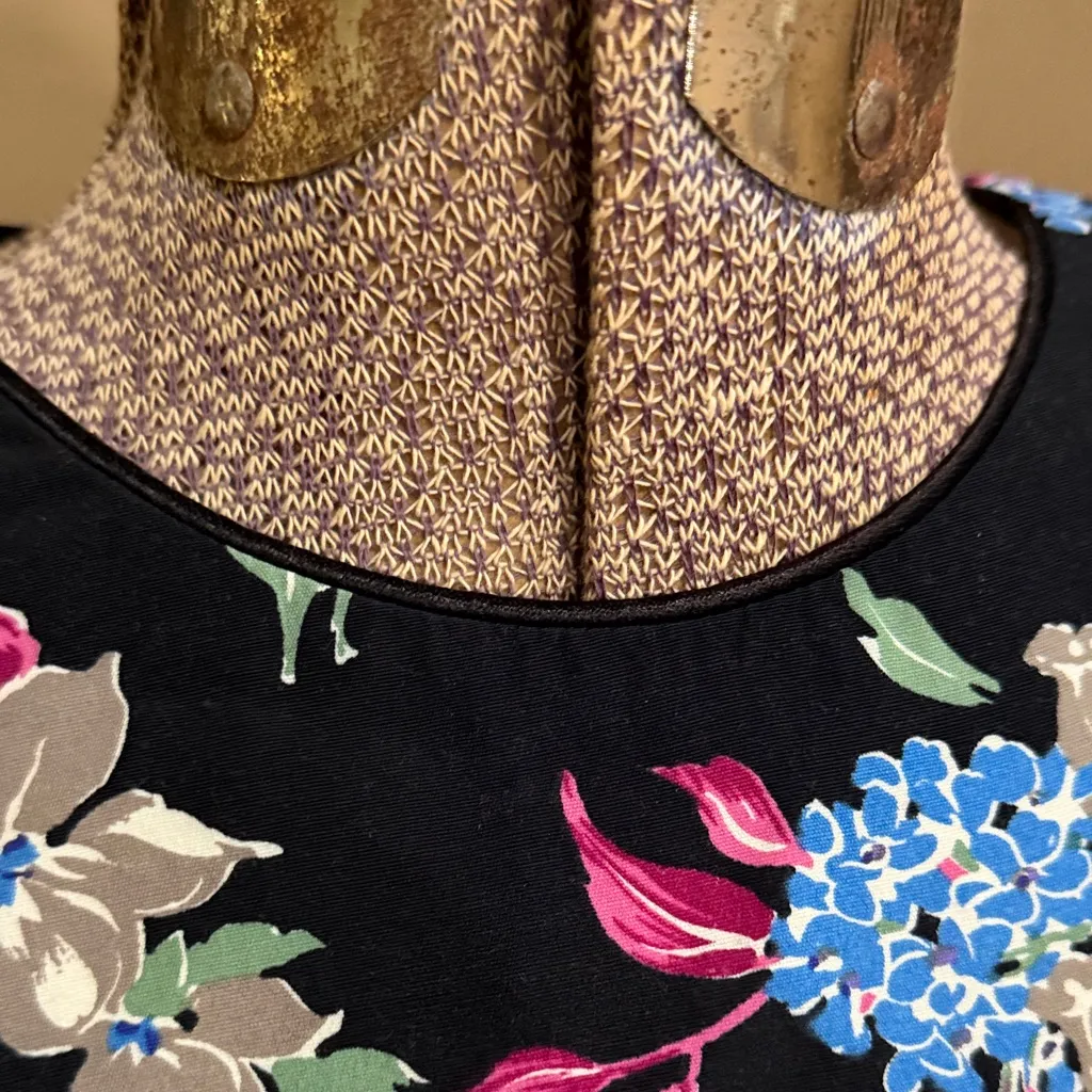 Floral Long Sleeve Dress with Bow Black Size 4 - Image 6