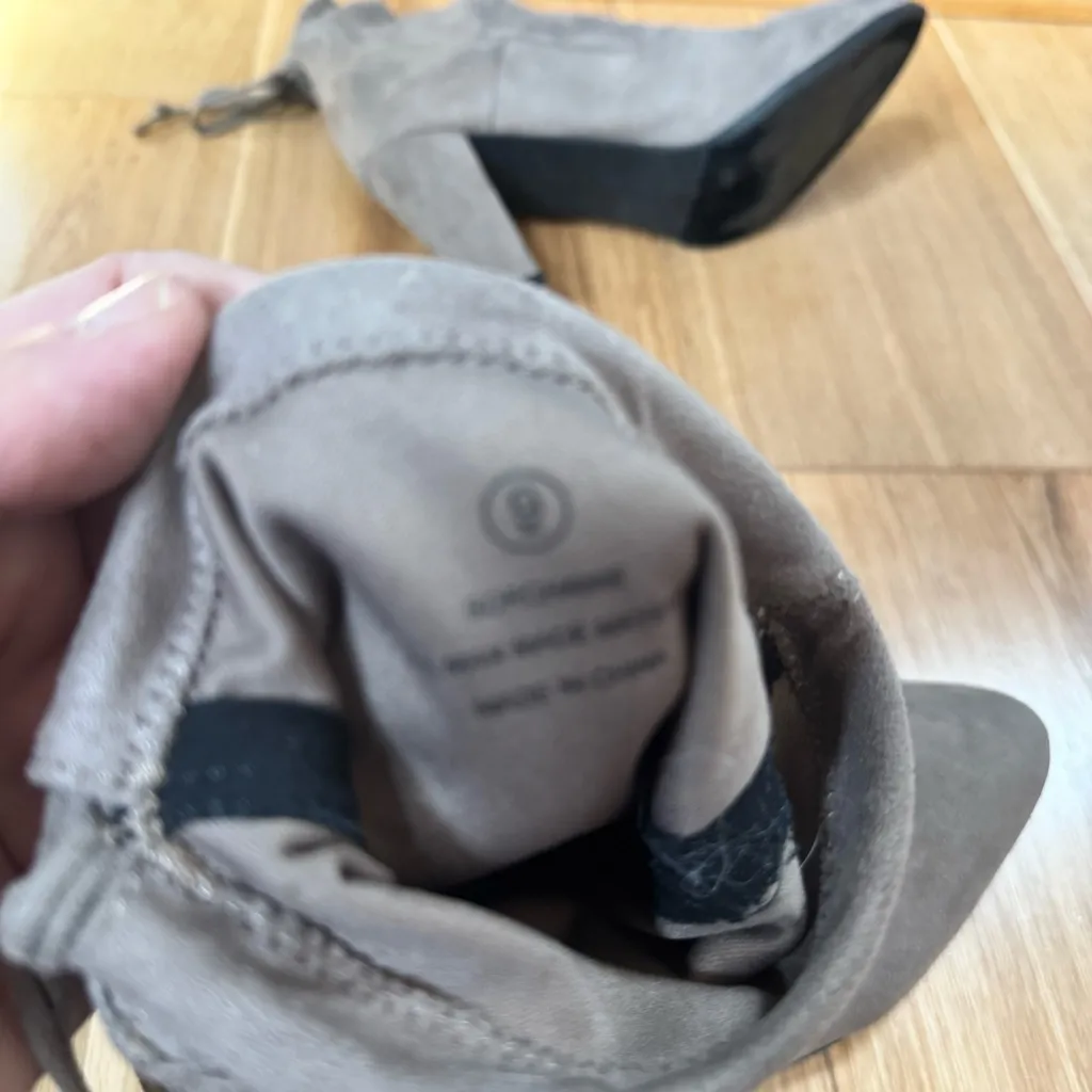 Catharine Maladrino Sorchanie Faux Suede Taupe/Gray 3.5” Ankle Bootie size 9 - Image 10