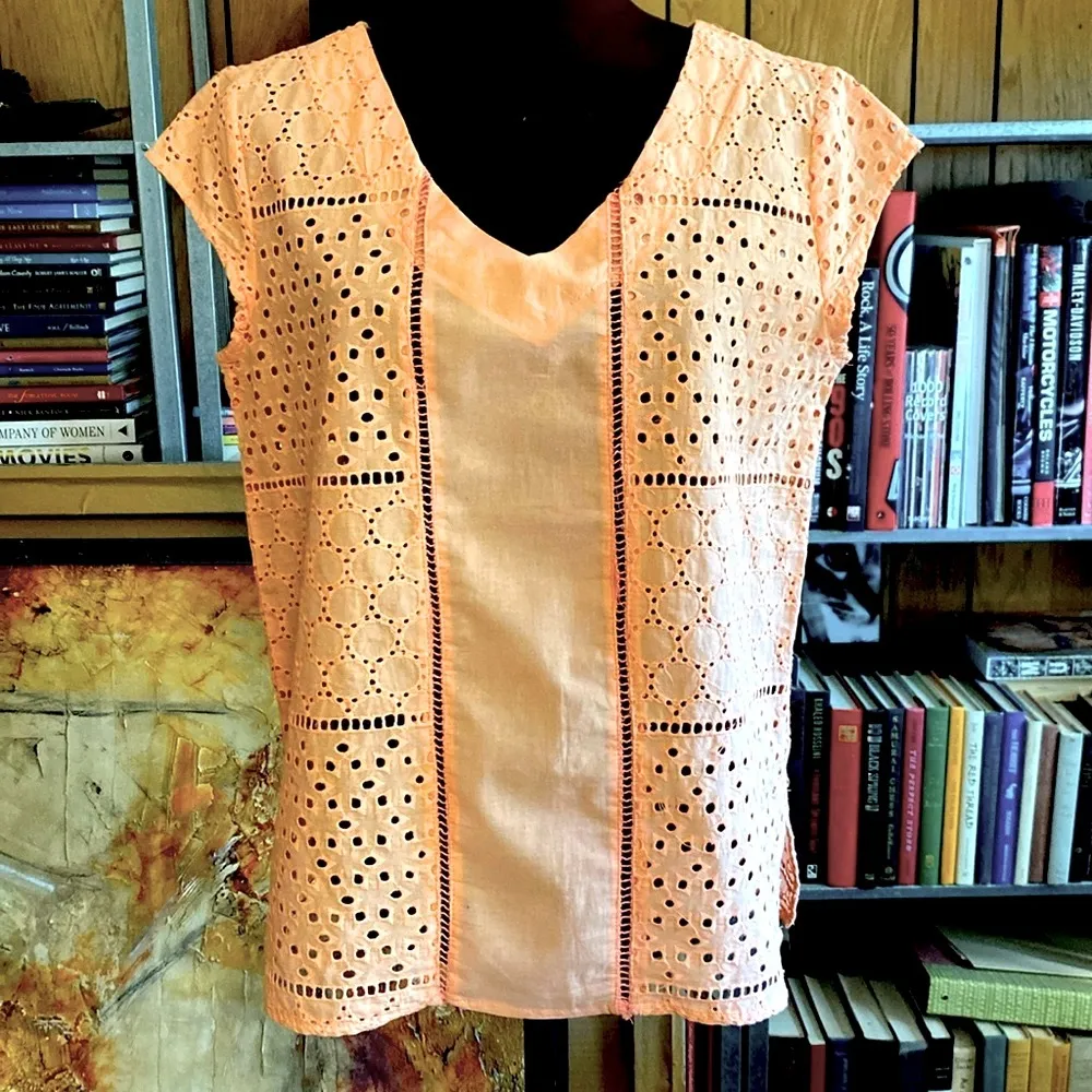 August Silk NWT Cotton Eyelet Top - Image 3