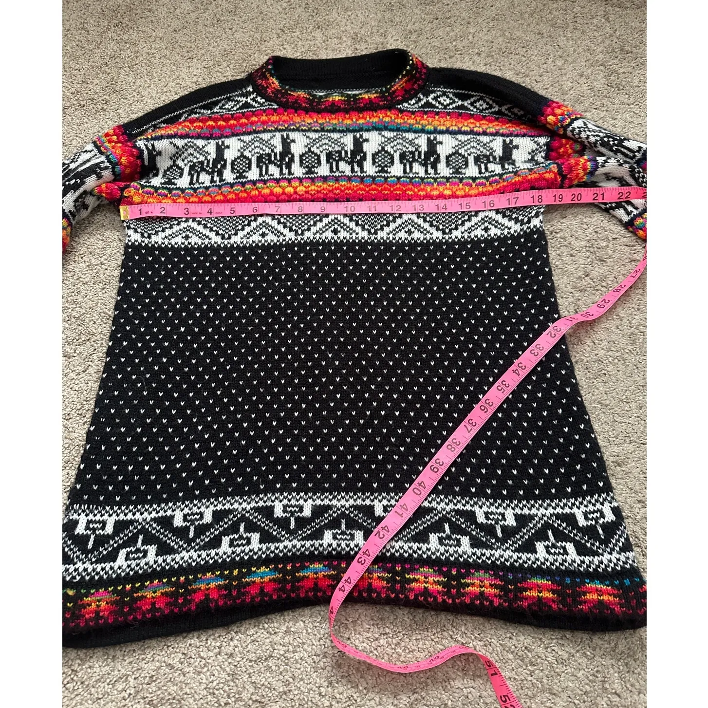 Cute Rainbow Black and White Multicolor Peruvian Alpaca Wool Sweater Size M - Image 4