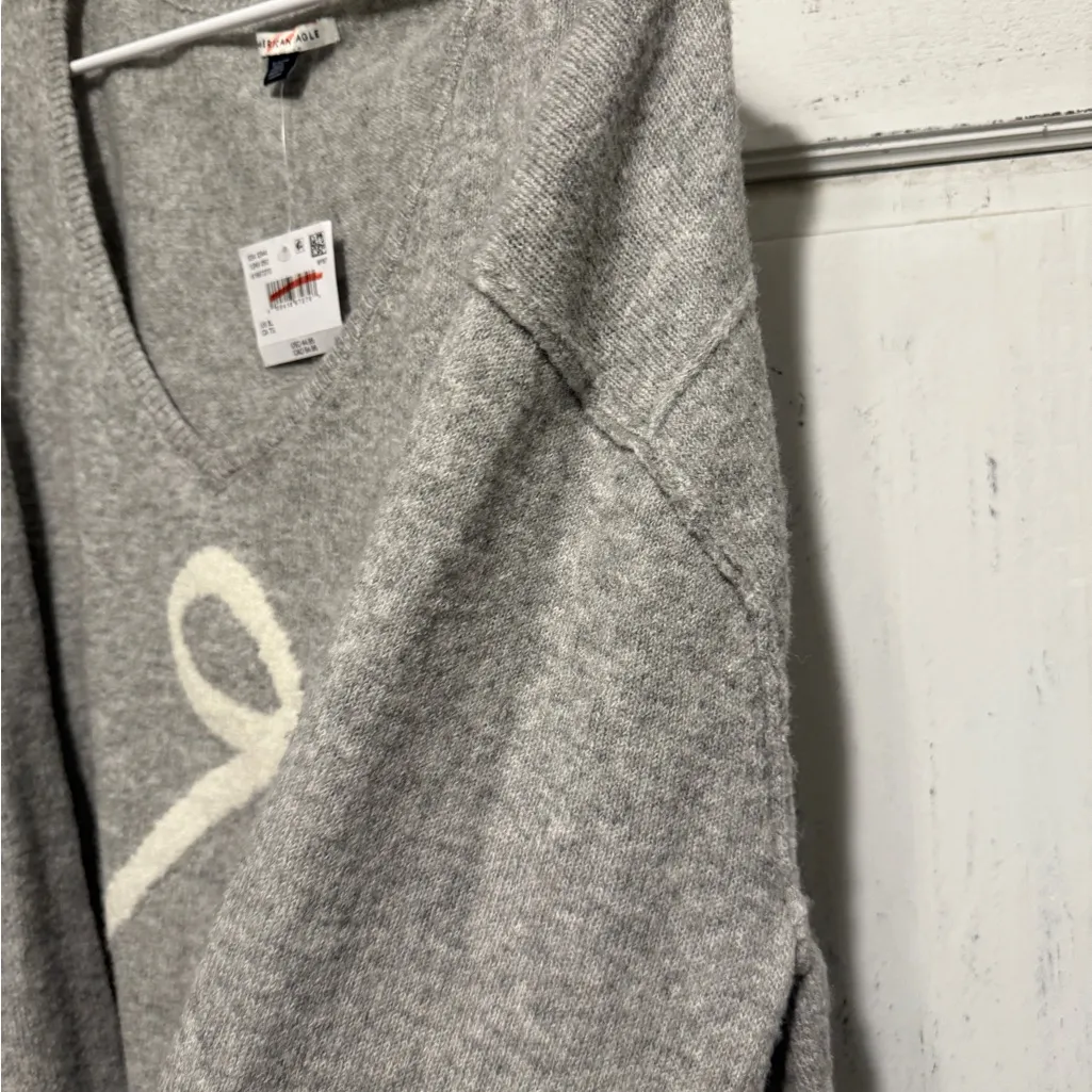 American Eagle Outfitters Gray V-Neck Sweater with White Bow - Image 3