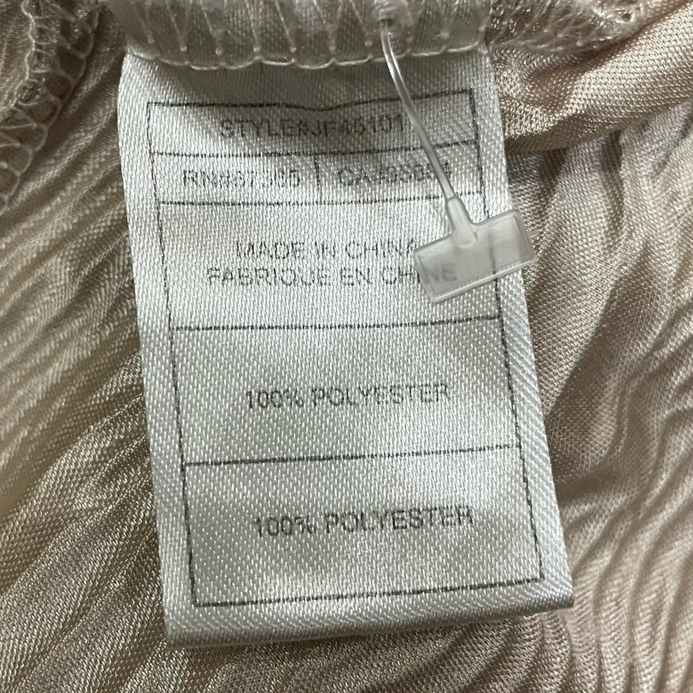 by BB Dakota shimmery gold top with keyhole neck / XS / Excellent condition - Image 10