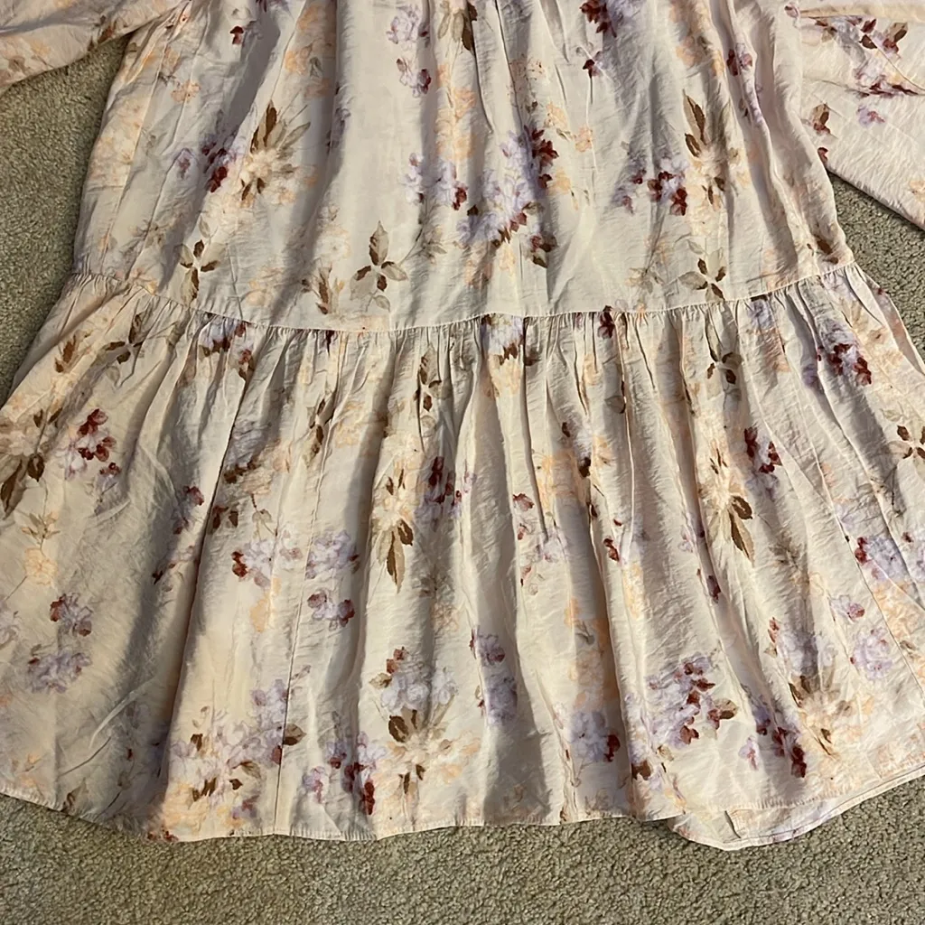 NWT H&M‎ lightweight flowy long-sleeve mini dress w/ v-neck/floral print size XS - Image 3