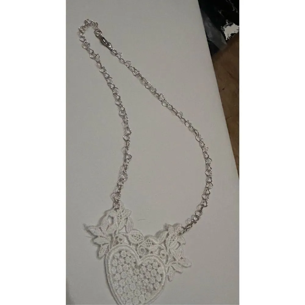 Embroidered heart with heart linked silver necklace White - Image 6