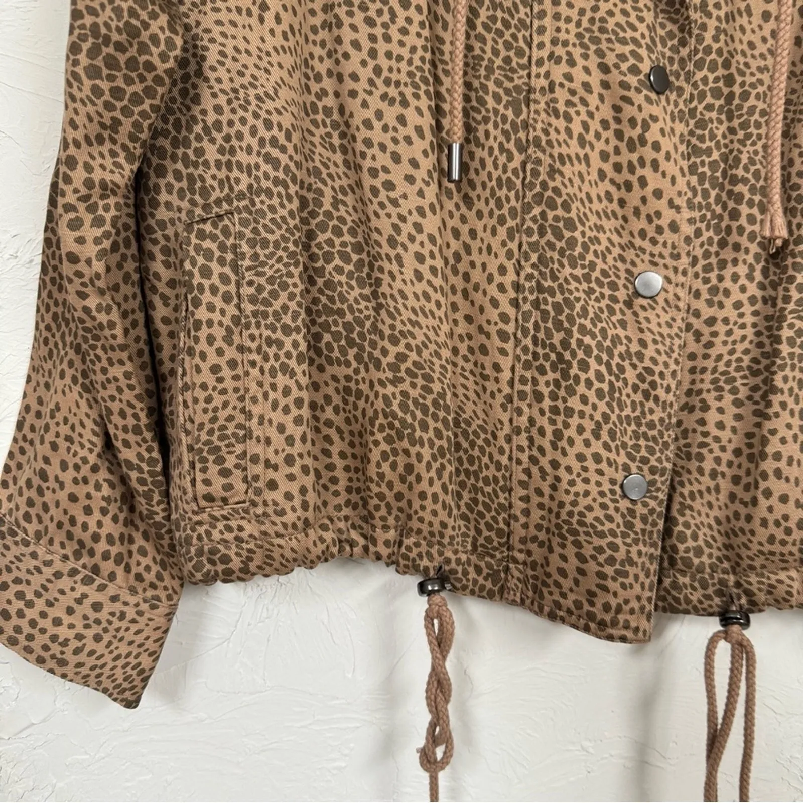 Rails Tan Animal Print Bomber Jacket Lightweight Coat Womens M Brown Leopard - Image 2