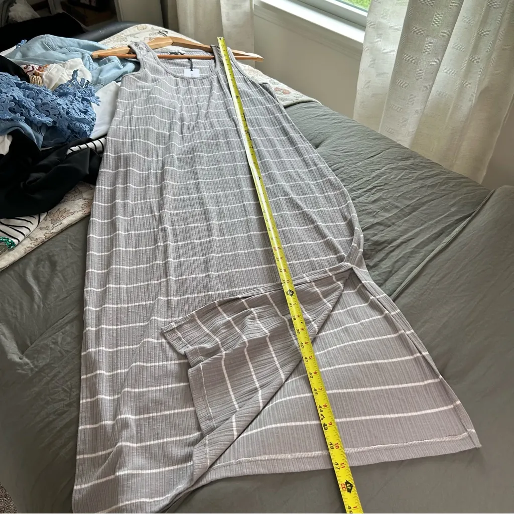 Z Supply Seri Stripe Midi Dress in Drizzle/Desert White. Size Large. - Image 10