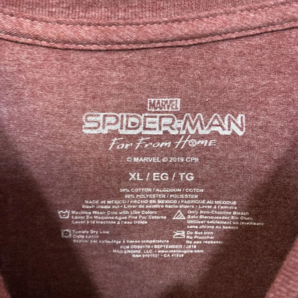 Marvel Spider-Man Far From Home Graphic Design T-Shirt XL - Image 5