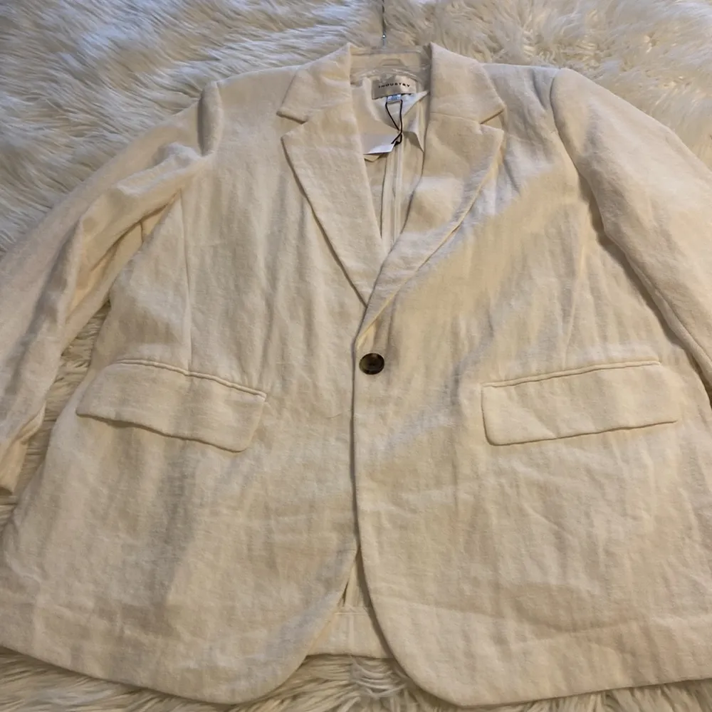 INDUSTRY Blazer women’s size S brand new with tag length 30” bust 40” - Image 9